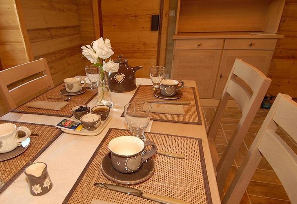 Chalet La Ferme De Noemie Mercury-Gémilly Kültér fotó