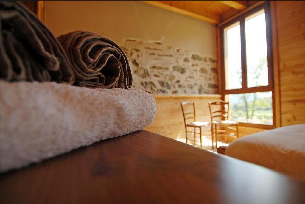 Chalet La Ferme De Noemie Mercury-Gémilly Szoba fotó